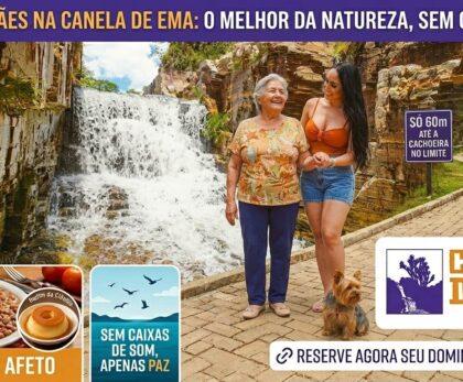 Feriado do Dia das Mães em Capitólio na Cachoeira Canela de Ema. O Dia das Mães é mais do que uma data no calendário; é o momento de retribuir o cuidado de quem sempre nos guiou. Em 2026, a tendência das famílias brasileiras é buscar destinos que ofereçam uma desconexão real da rotina, mas com uma infraestrutura que garanta o bem-estar de todos, desde as crianças até as avós. Se o seu plano é visitar Capitólio (MG), você sabe que a região é belíssima, mas muitas vezes impõe desafios físicos. Na Cachoeira Canela de Ema, nós eliminamos esses obstáculos para que o foco do seu feriado seja exclusivamente a celebração em família. Localizada estrategicamente no KM 304 da Rodovia MG-050, a Canela de Ema consolidou-se como o atrativo mais amigável para as mães em toda a região de Furnas. Aqui, a nossa verdade operacional é o que nos diferencia: oferecemos a experiência da Serra da Canastra com o conforto e a praticidade de um local onde tudo está ao alcance das mãos.
